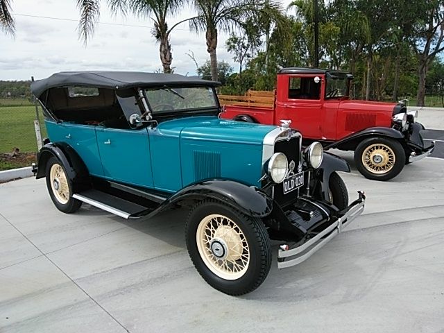 Attached picture 1930 Tourer and 1933 Pickup.jpg